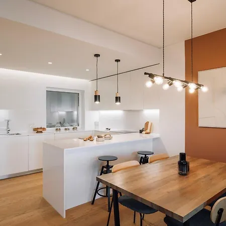 Mondego - 2 Bedrooms And Terrace In Arroios * ליסבון