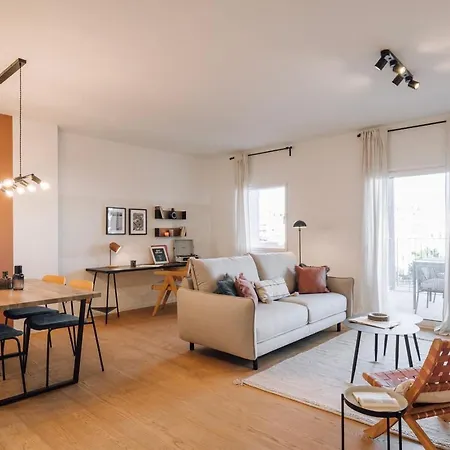 Mondego - 2 Bedrooms And Terrace In Arroios Lisbon