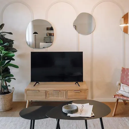 Apartman Mondego - 2 Bedrooms And Terrace In Arroios *